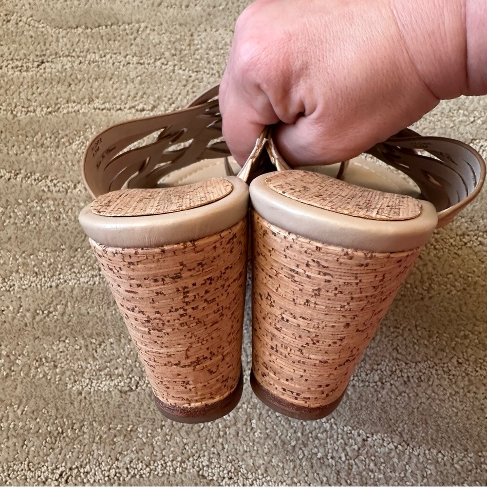 Donald J Pliner Flore Woven Strappy Platform Wedge Cork Slip On Sandals Tan 8.5 - Picture 13 of 16